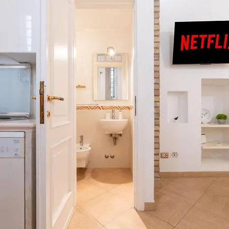 شقة Domus Romana 5 Min From Colosseum Free Netflix روما